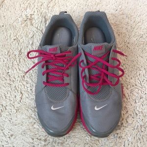 Nike women's tennis shoes with comfort foot bed.